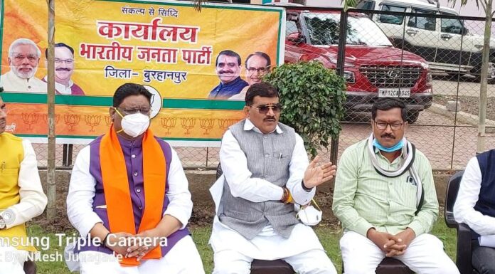 भाजपा पिछड़ा वर्ग के साथ, कांग्रेस ने भ्रम फैलाने के लिए रचा षडयंत्र -सांसद