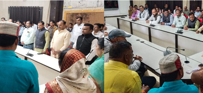 पूर्व प्रधानमंत्री की श्रद्धांजली सभा से कांग्रेस पार्षदों ने बनाई दूरी