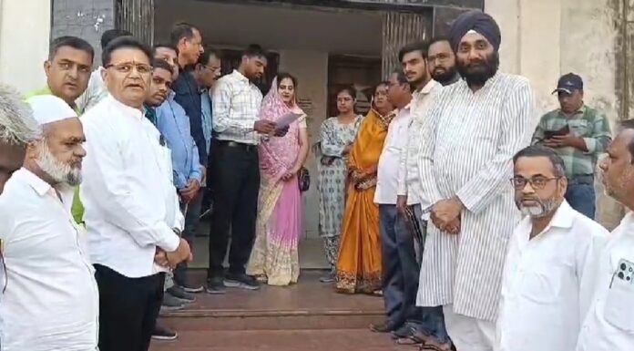 बेरोजगारी और नशाखोरी पर नहीं है सरकार के पास कोई जवाब