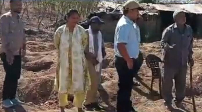 सिक्के मिलने की अफवाह पर एसडीएम पहुंचे जांच को