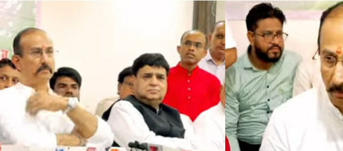 संगठन का सृजन अभियान केंद्रीय पर्यवेक्षकों को ने टटोली कार्यकर्ताओं की नफ्स