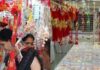 रक्षा बंधन पर्व को लेकर बाजार में सजने लगी है दुकाने