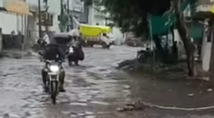 पर्यटन स्थलों को नहीं पहुंच मार्ग देशी पर्यटक उड़ा रहे निगम की कार्य प्रणाली का मख़ौल