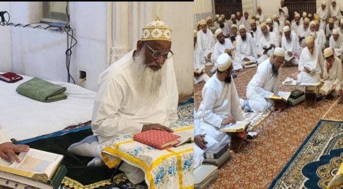 मौला की लंबी उम्र और देश दुनिया में अमन सुकून के लिए तीन दिवसीय कुरान खुवानी का हुआ आयोजन