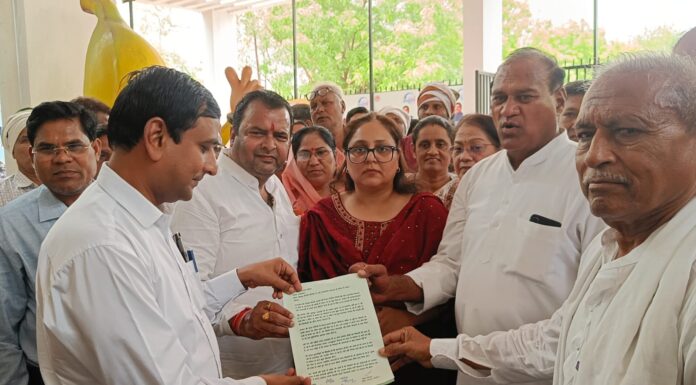 किसानों की समस्याओं को लेकर कांग्रेस का धरना प्रदर्शन उग्र आंदोलन की दी चेतावनी