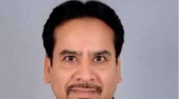 रूठो को मनाने और अपनों को जोड़ने में लगी है आप पार्टी