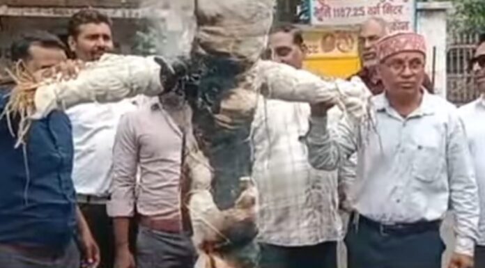 राम मंदिर चंदा चोरी प्रकरण पर बुरहानपुर में विरोध, दोषियों के खिलाफ सख्त कार्रवाई की मांग